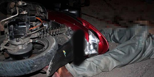 Senggolan sepeda motor, Saleh tewas terlindas truk trailer
