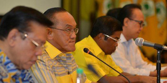 Kutuk Presidium, seluruh DPD I Golkar minta Ical hukum Agung dkk