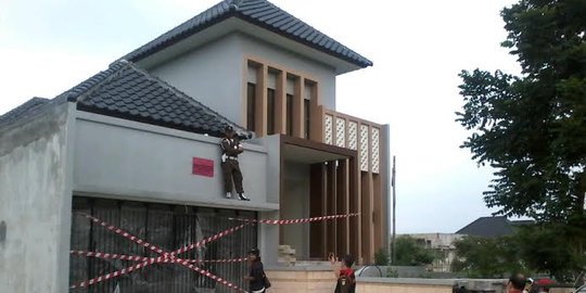 Rumah mewah Rp 3 M milik Udar Pristono di Bogor disita Kejagung