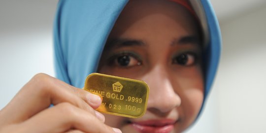 Akhir pekan, harga emas turun Rp 1.000 per gram