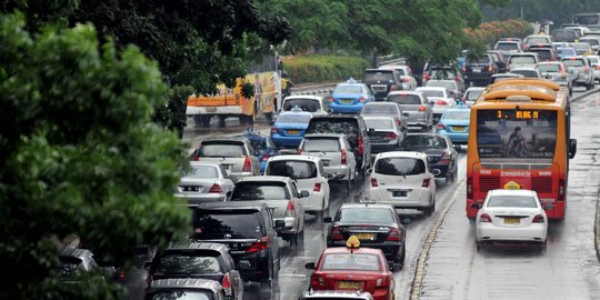 Jakarta diguyur hujan lebat, BMKG keluarkan peringatan dini