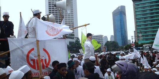 si pitung jadi gubernur rev1