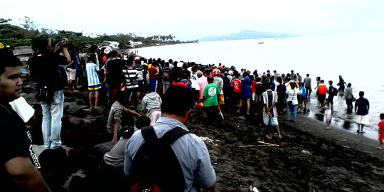 Pencarian pesawat Elang Nusantara Air jadi tontonan warga