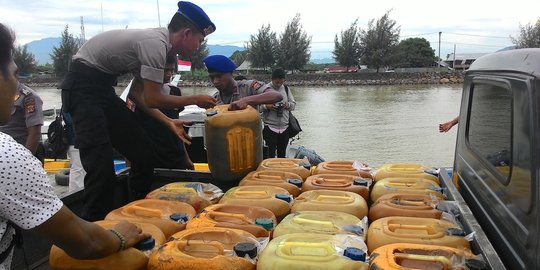 Aksi polisi Aceh amankan 4,6 ton BBM subsidi dari penyelundupan