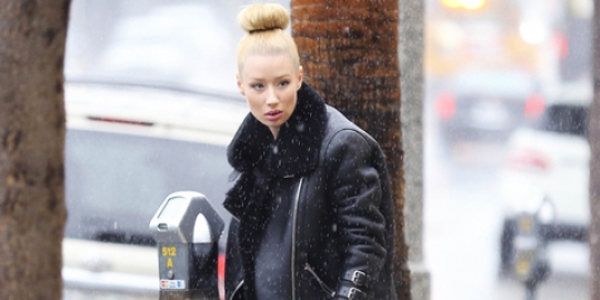 Pacari Nick Young, Iggy Azalea hapus kenangan mantan 