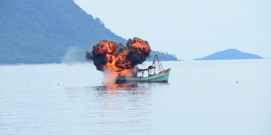 Fadli Zon minta 1, TNI AL kasih 3 kapal ditenggelamkan
