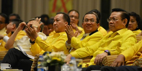 Agung Laksono geregetan Golkar berada di KMP