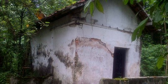 mendut kini tak terurus rev2