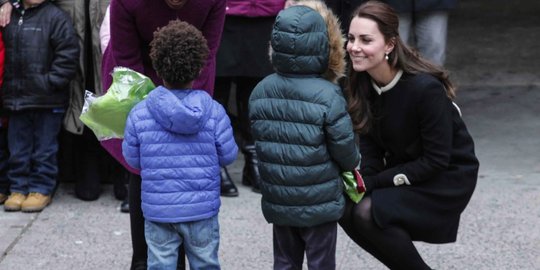 Keramahan Kate Middleton sapa anak-anak di AS