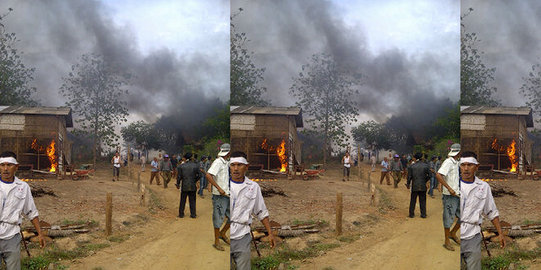 Ratusan warga bakar kantor, mobil dan brankas PT BUM di Kalteng
