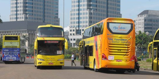 Ahok dapat hibah 5 bus tingkat dari Tahir Foundation