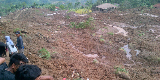 2 Hari diguyur hujan, Banjarnegara longsor satu orang tewas