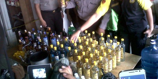 Miras oplosan racikan Bumi Anggrek bermerek 'Brandy' diamankan