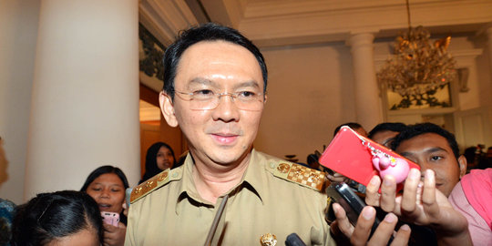 Ahok larang produksi miras oplosan, tapi legalkan miras pabrikan