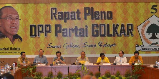 Pimpinan DPR: Agung jangan seenaknya ganti fraksi Golkar di DPR