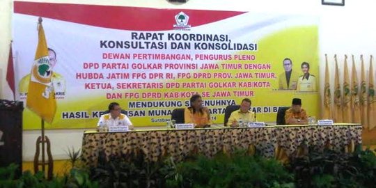 38 DPD II Golkar di Jatim diancam pecat jika tak dukung Ical