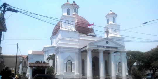 Pesona gereja blenduk di kota tua, Semarang