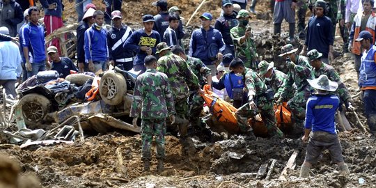 61 Korban tertimbun longsor di Banjarnegara ditemukan
