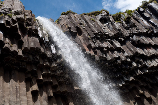 svartifoss islandia