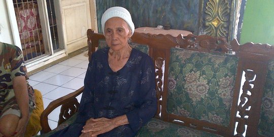 Dipolisikan anak & menantu, Fatimah kini jalani sidang pidana