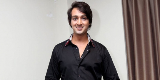 Saurabh Raj Jain terpaksa jalani LDR  merdeka.com