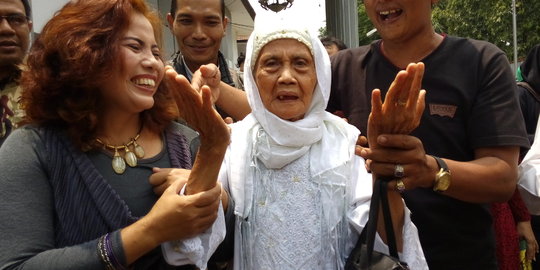 Capek digugat terus, Fatimah tantang anak dan menantu bersumpah