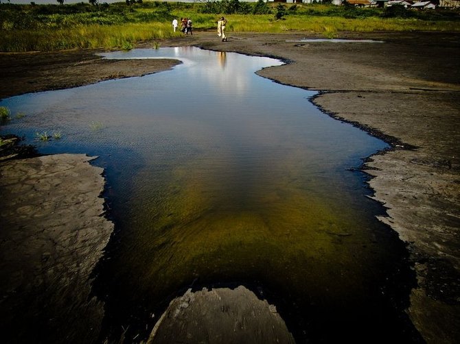 tierra de brea trinidad