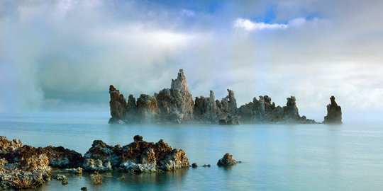 9 Danau ini tawarkan pemandangan indah namun mematikan