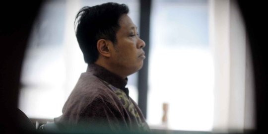 Hasil korupsi Hambalang, Machfud belikan Anas batik Rp 10 juta