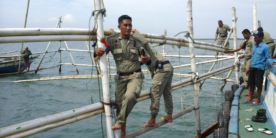 Pembongkaran bagan ikan ricuh, nelayan pepet perahu wakil bupati