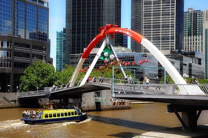 mistletoe bridge melbourne victoria