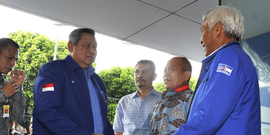 tak tepat pimpin demokrat rev1