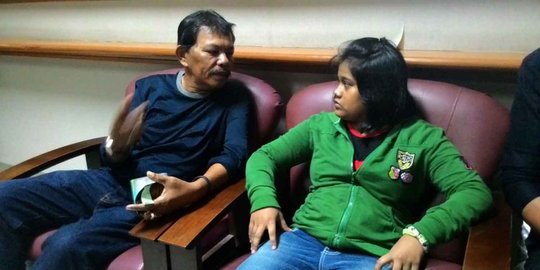 berlalu fanisa masih ingat nama orangtua rev1