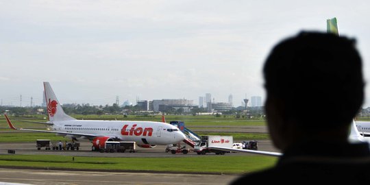 8 Karyawan Lion Air curi barang milik penumpang