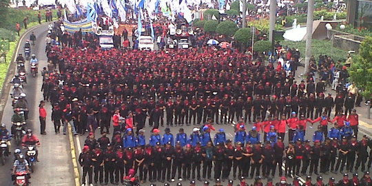 Resepsi pernikahan anggota DPRD Semarang 'digeruduk' buruh