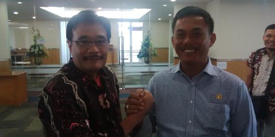 Ketua DPRD DKI: Kalau hujan Djarot tetap naik mobil