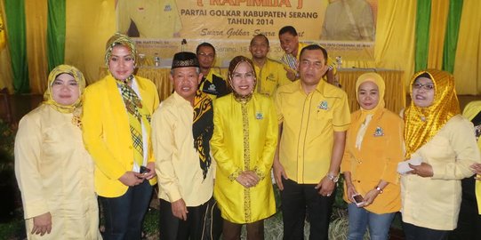 Mau jadi calon bupati Serang, ketua Golkar Banten daftar ke PDIP