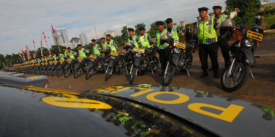 Jelang malam Misa, Polisi Surabaya larang paketan masuk gereja