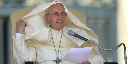 Diburu ISIS, Paus minta umat nasrani di Irak tabah
