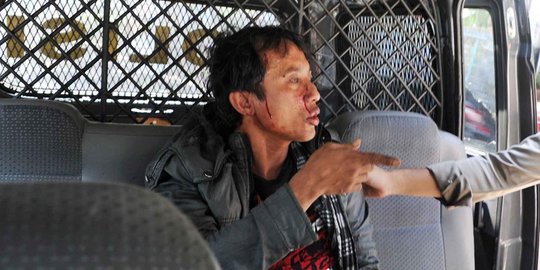 dihajar korban perempuan rev3