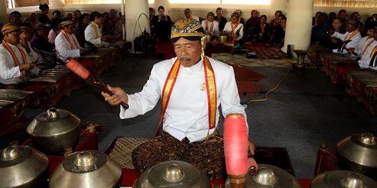 Maulid Nabi Muhammad, gamelan keramat Keraton Surakarta ditabuh