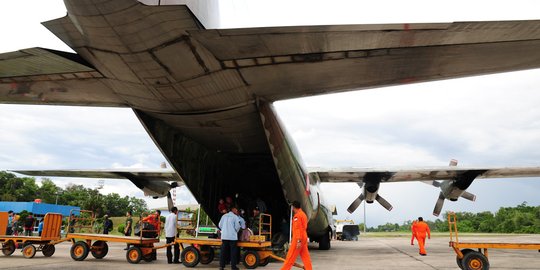 Besok, TNI AU akan terbangkan banyak pesawat cari AirAsia