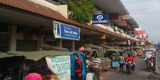 batik sehari bisa mencapai miliaran rupiah rev1