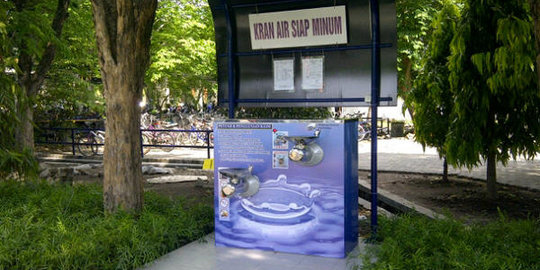Ini ganjalan kehadiran air siap minum di tempat umum