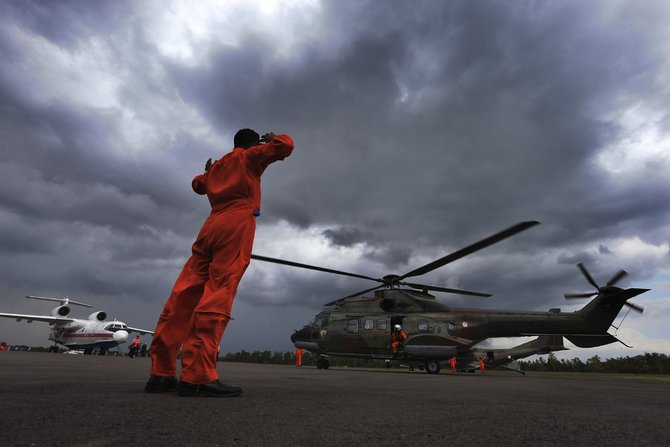 pencarian airasia qz8501