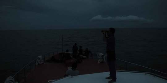 Waspadai gelombang laut setinggi 4 meter di Riau dan Belitung