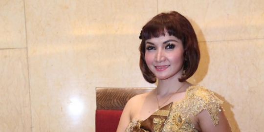 Punya indera keenam, Roro Fitria sering bertapa