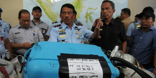 Jenazah dan koper penumpang AirAsia dibawa ke Pangkalanbun