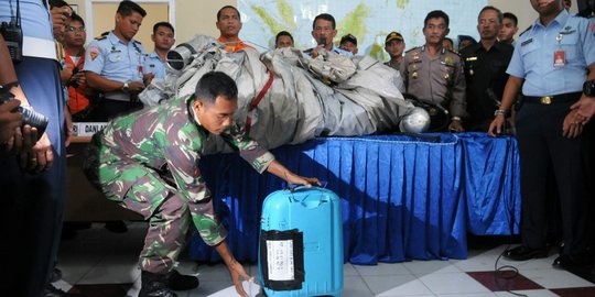 Kesibukan Lanud Iskandar usai serpihan AirAsia ditemukan