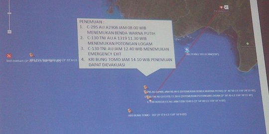 Kotak hitam QZ8501 diduga masih berada di bagian pesawat